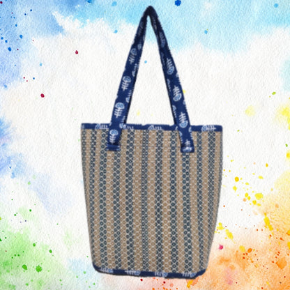 Tote bag with zipper for women fashionable made of Madurkathi grass
